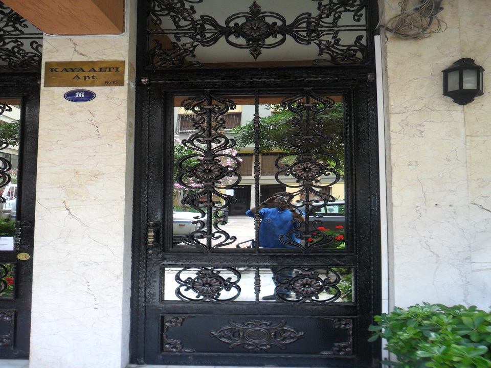 Ekonomik Apartman Kapısı 0009