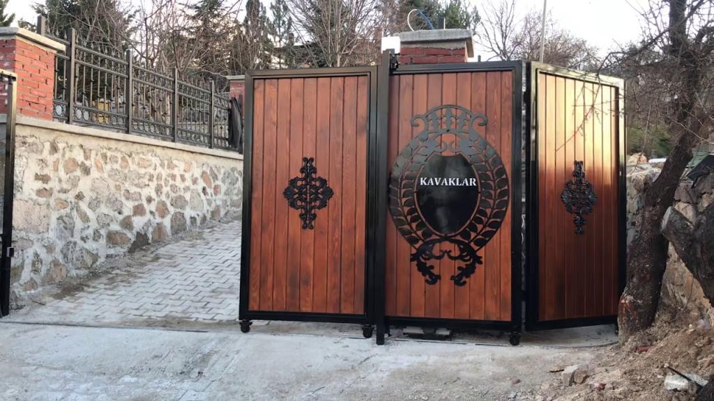 FERFORJE  LOKOMOTİF KAYAR KAPI  