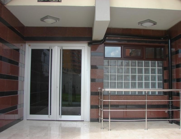 Alüminyum Apartman Kapısı